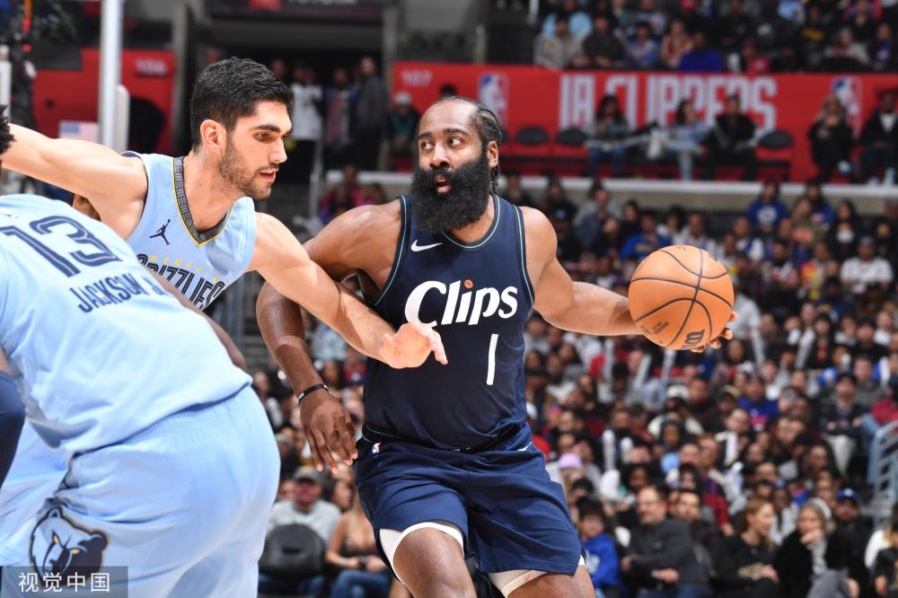 供了一个反 供了一个反